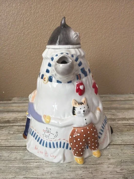 Dept 56 Three Little Kittens Storybook Collection Ceramic Teapot Cookie Jar - Picture 9 of 16